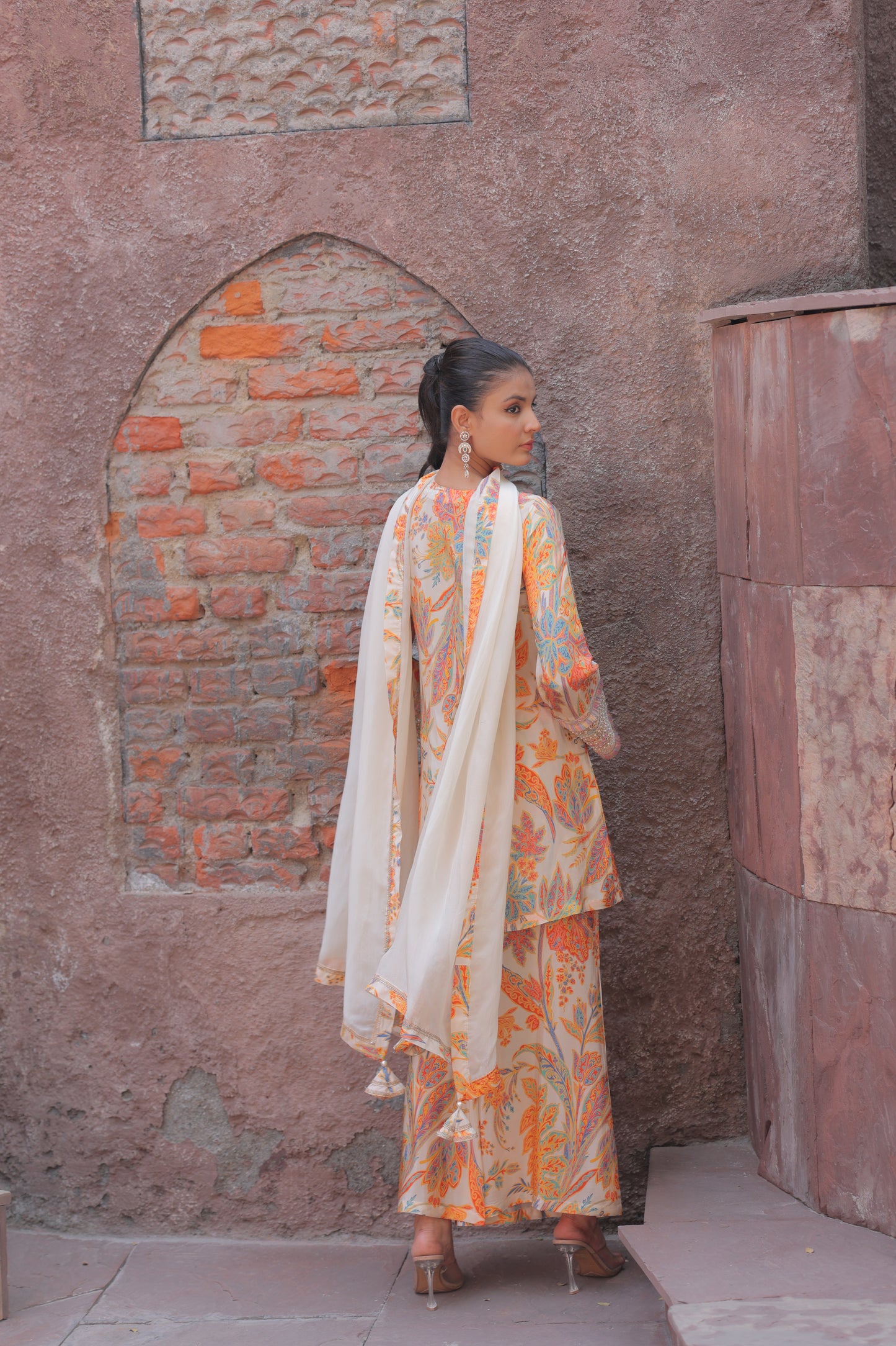 Noor V-Neck Suit - Orange