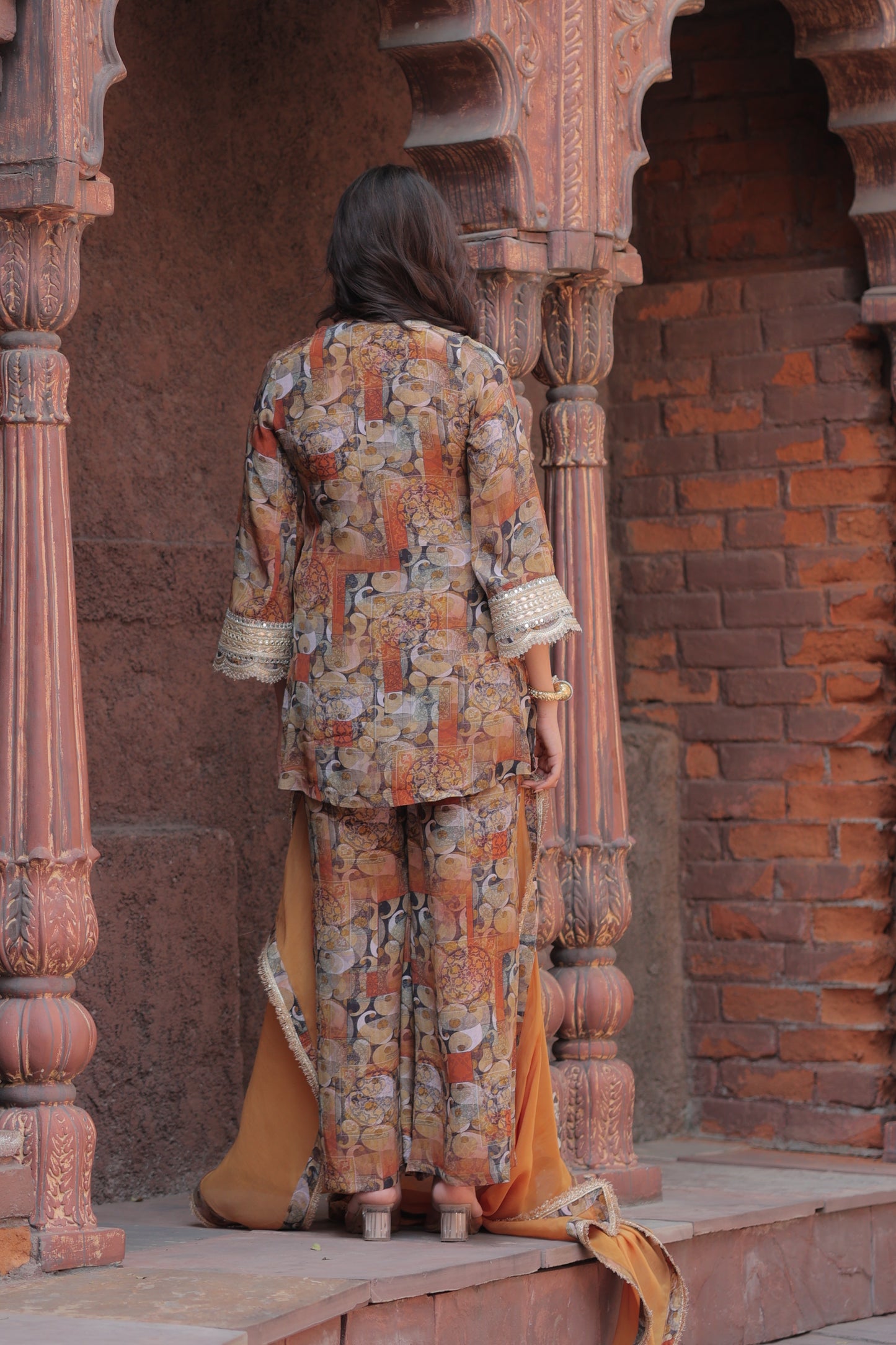 Zari Suit - Bronze