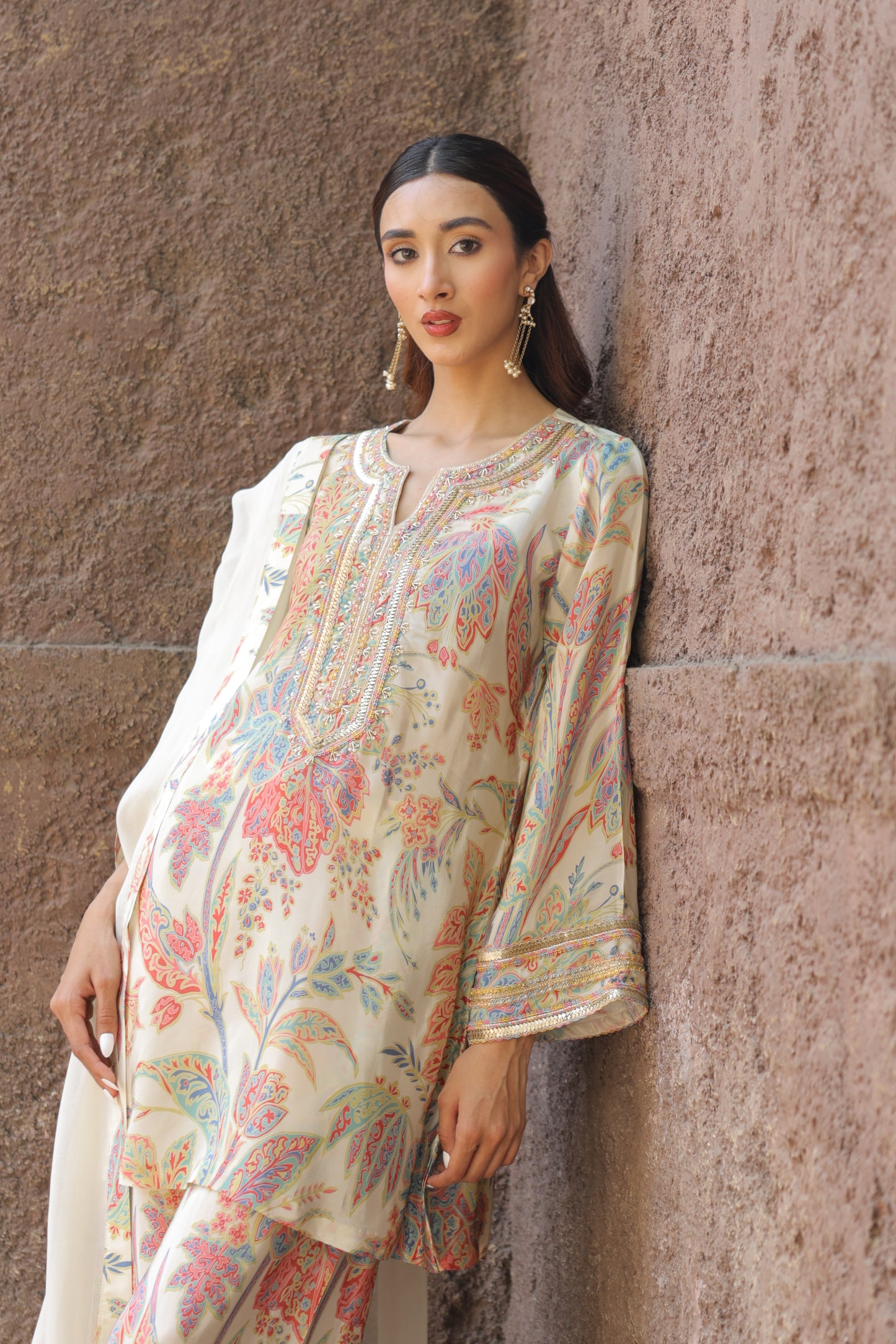 Noor Floral Suit - White