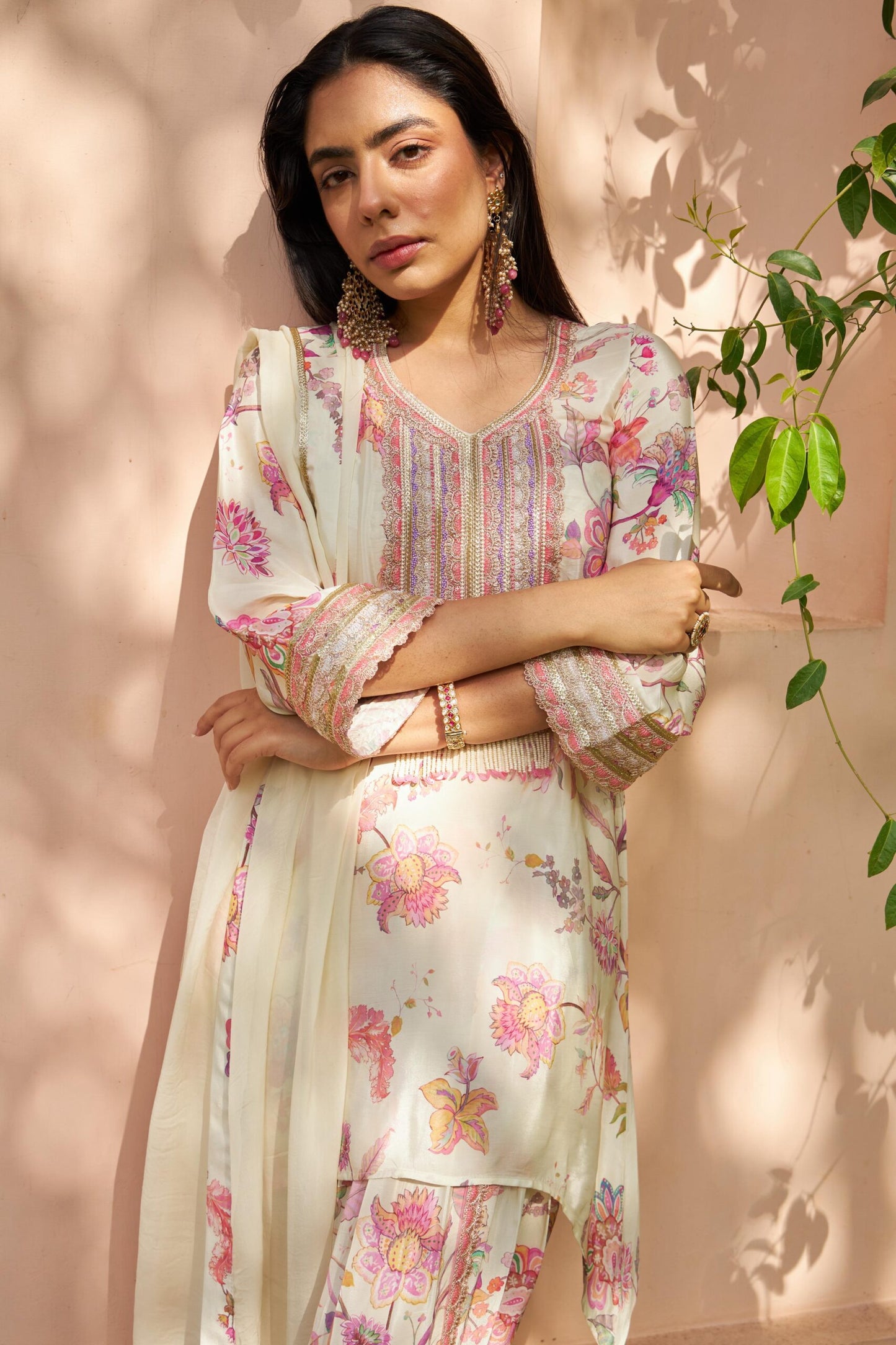 Mogra - Beige