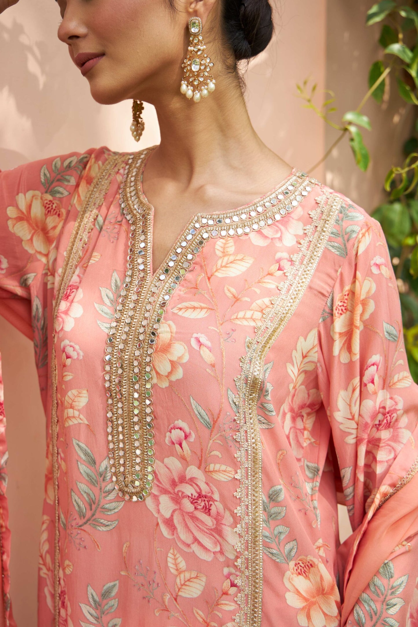 Ragini - Peach