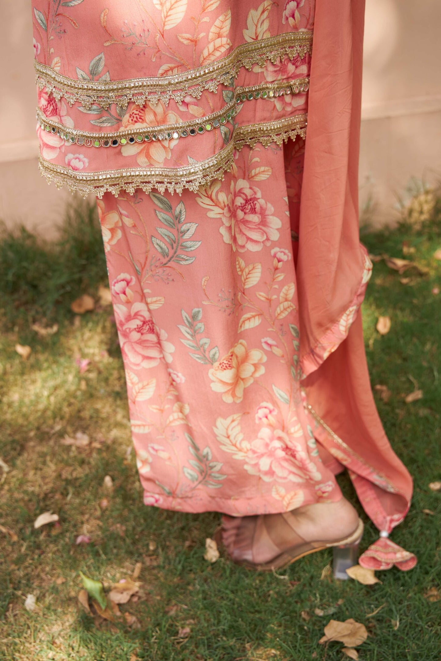 Ragini - Peach
