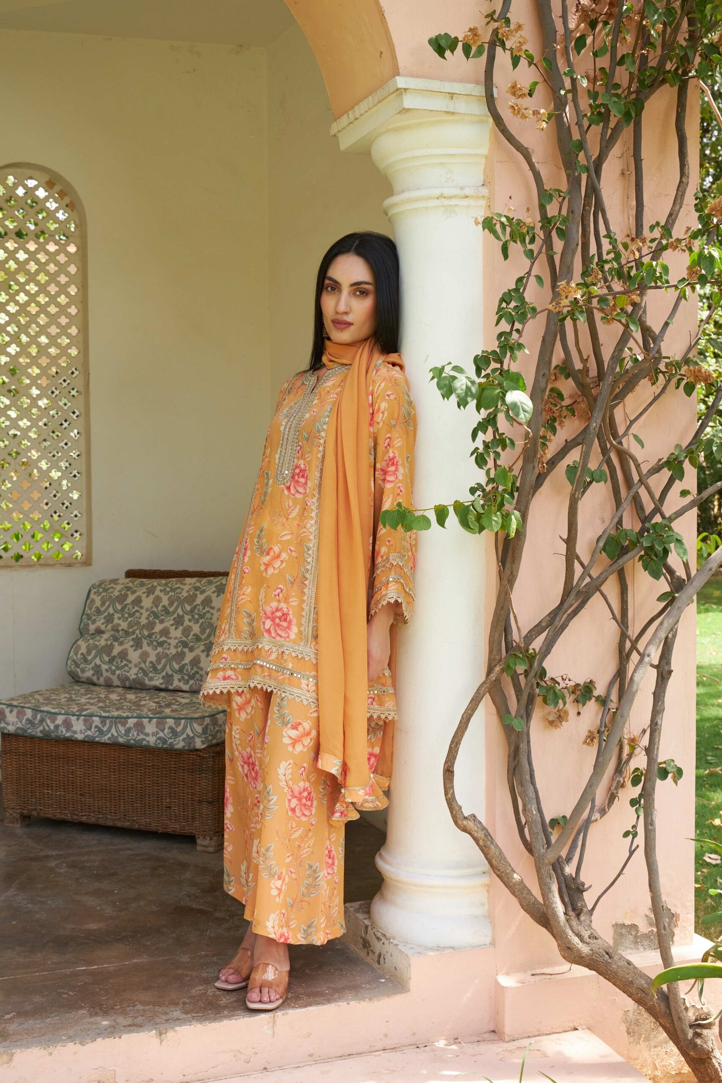 Ragini - Orange