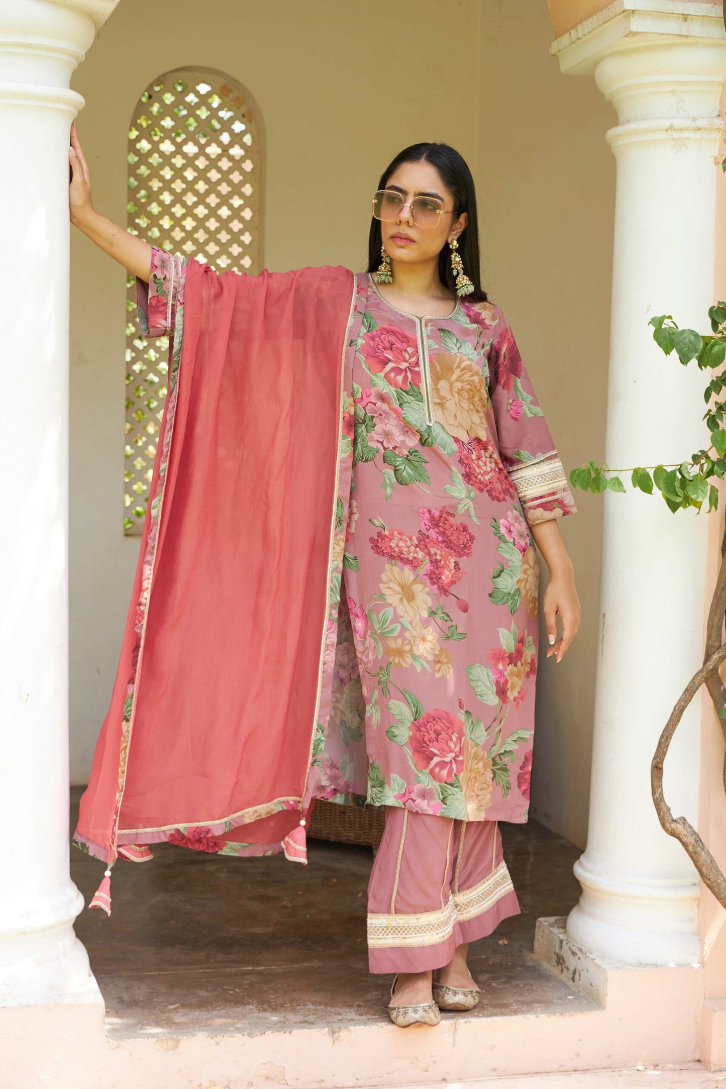 Gulnaar - Pink
