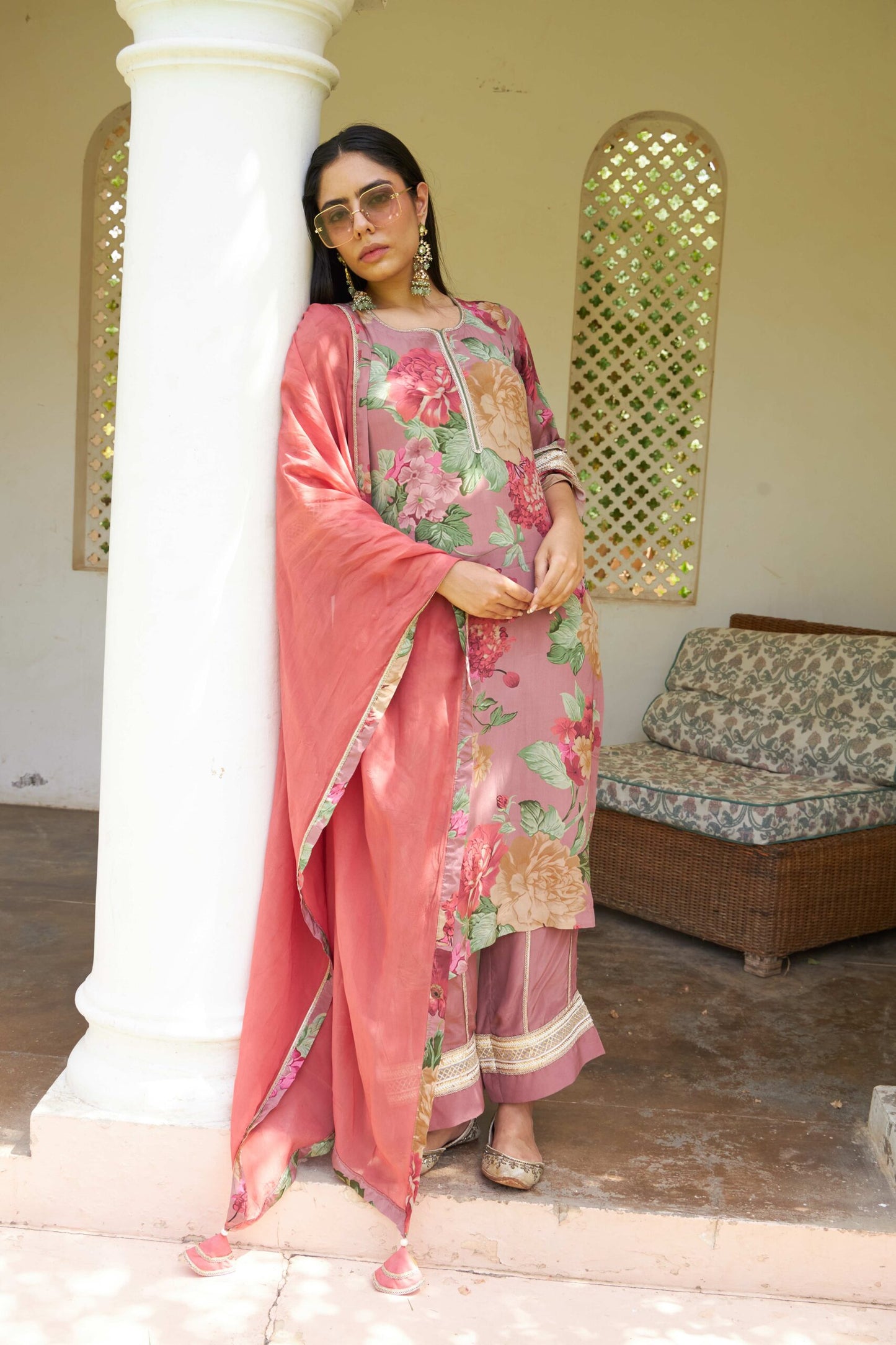 Gulnaar - Pink