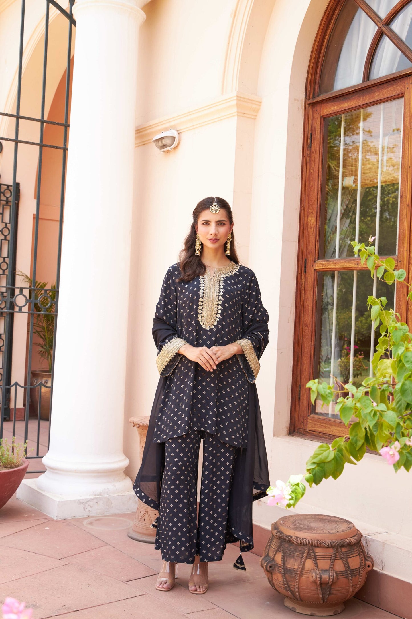 Seher - Black