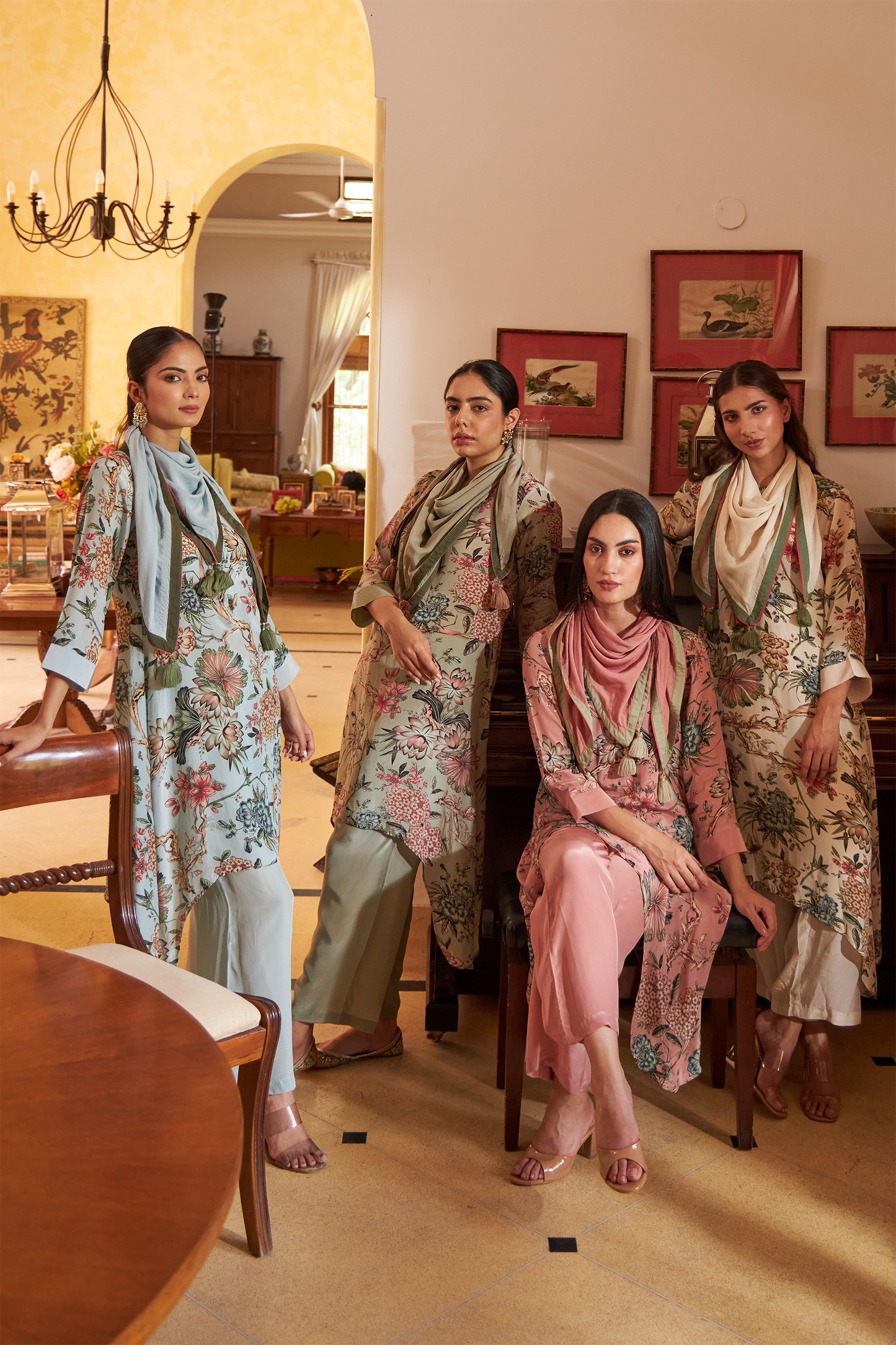 Floral Scarf Kurta - Pink
