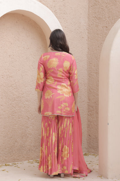 Ira Jasmine Sharara - Red