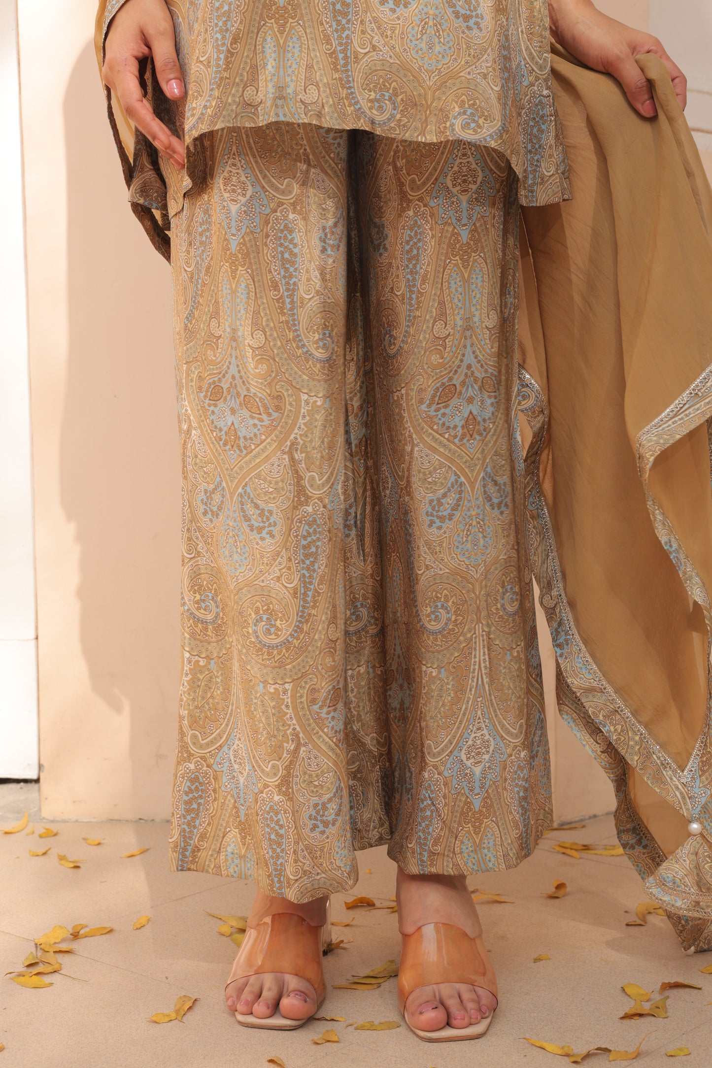 Nalina Paisly Suit - Yellow