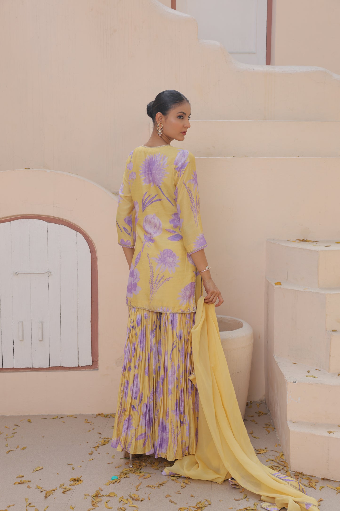 Ira Jasmine Sharara - Yellow