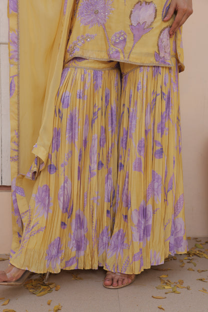 Ira Jasmine Sharara - Yellow
