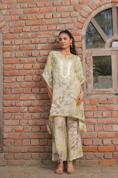Cosmo Bloom Kaftan - Yellow