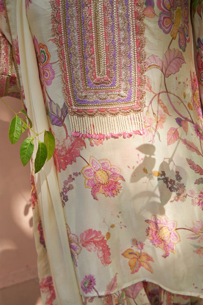 Mogra - Beige